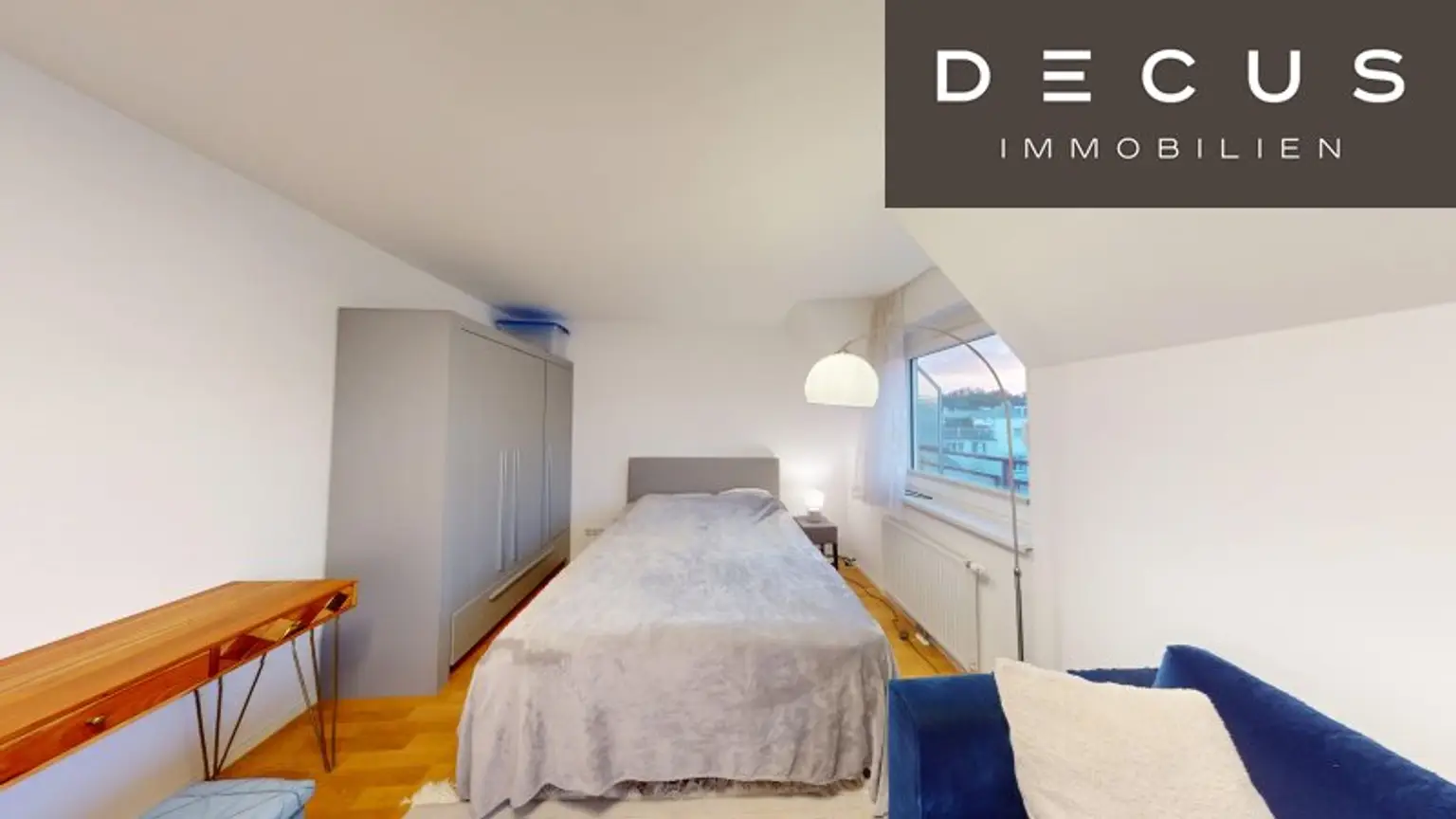 CHARMANTE DG-WOHNUNG MIT TERRASSE | SAUNA & GARAGE | WESTSEITIGE INNENHOFLAGE