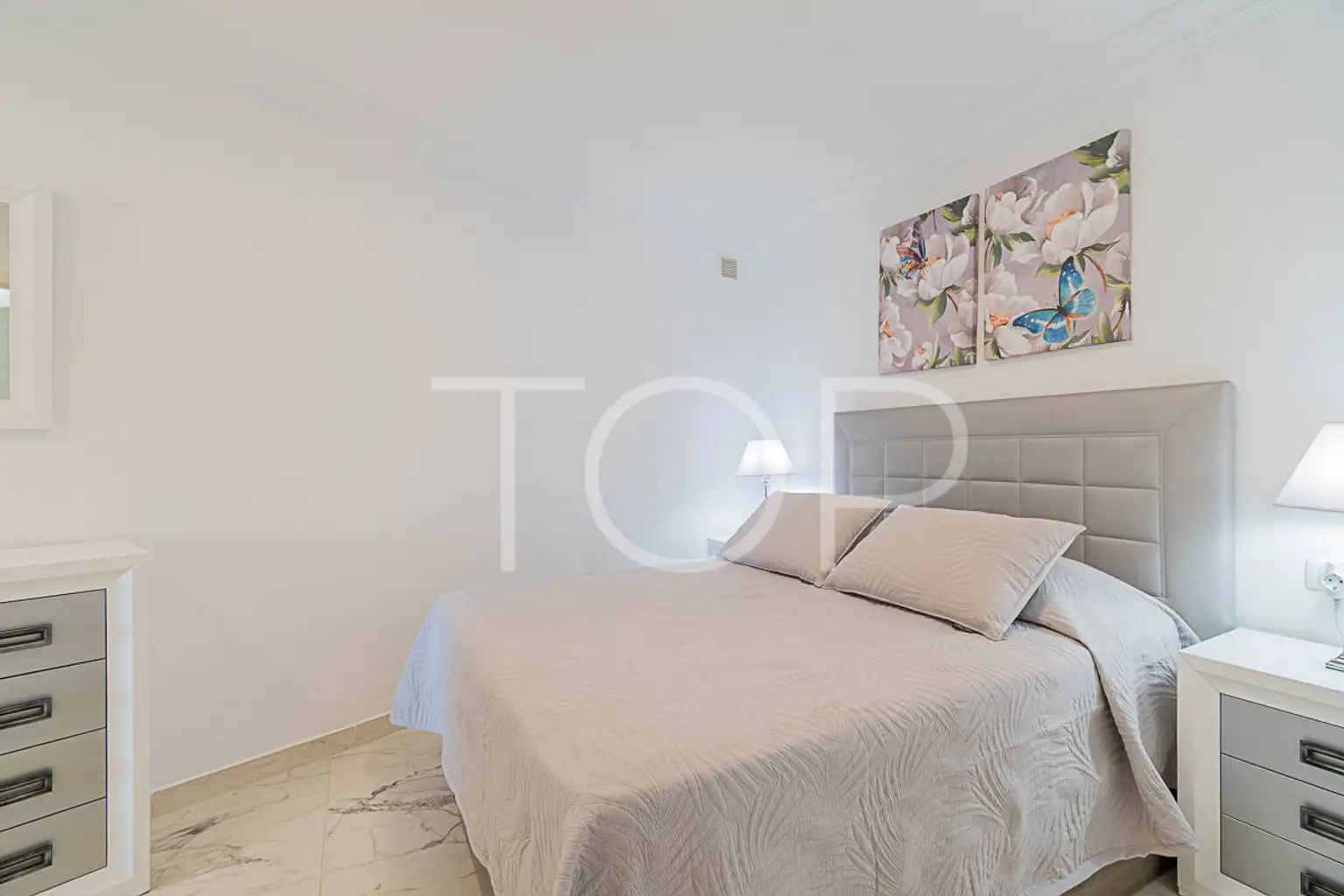 Apartament-La-Caleta-Bedroom-Tenerife-1