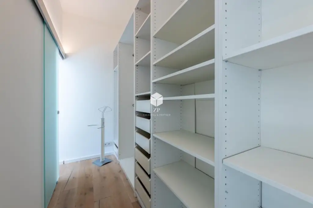 Luxuslage Schafberg: Einmalige Luxus-Maisonette mit Dachterrasse! Weitblick zum Verlieben!