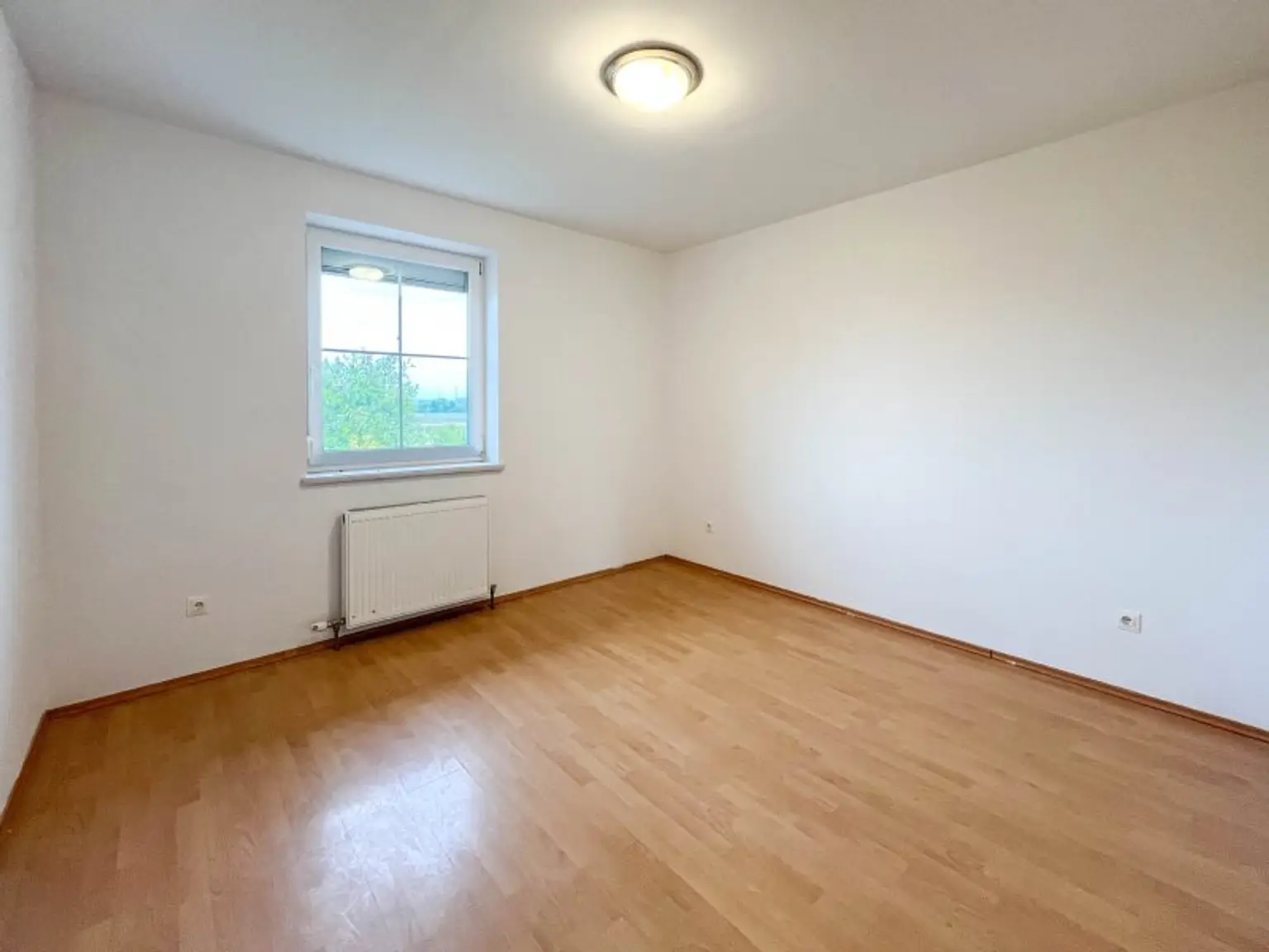 Gemütliches Zuhause mit Garten und 2 Stellplätzen in ruhiger Lage