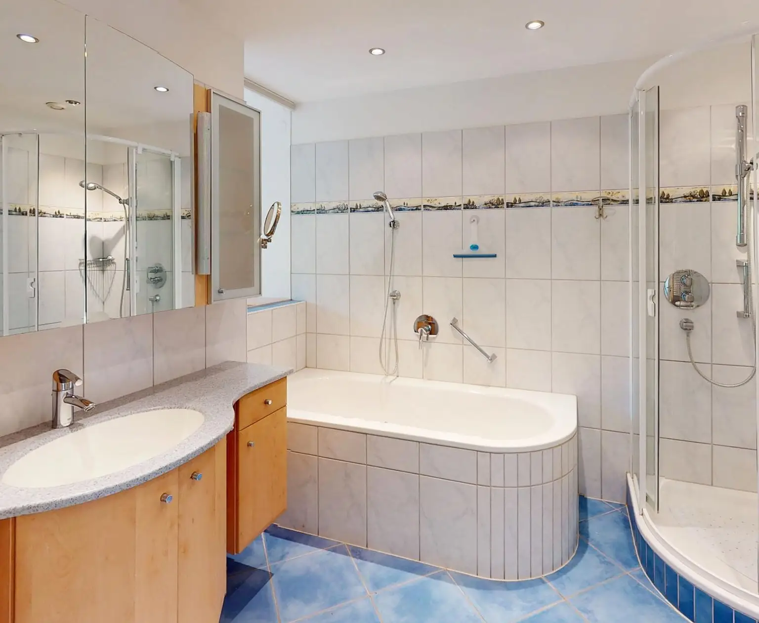 Haus - OG Badezimmer