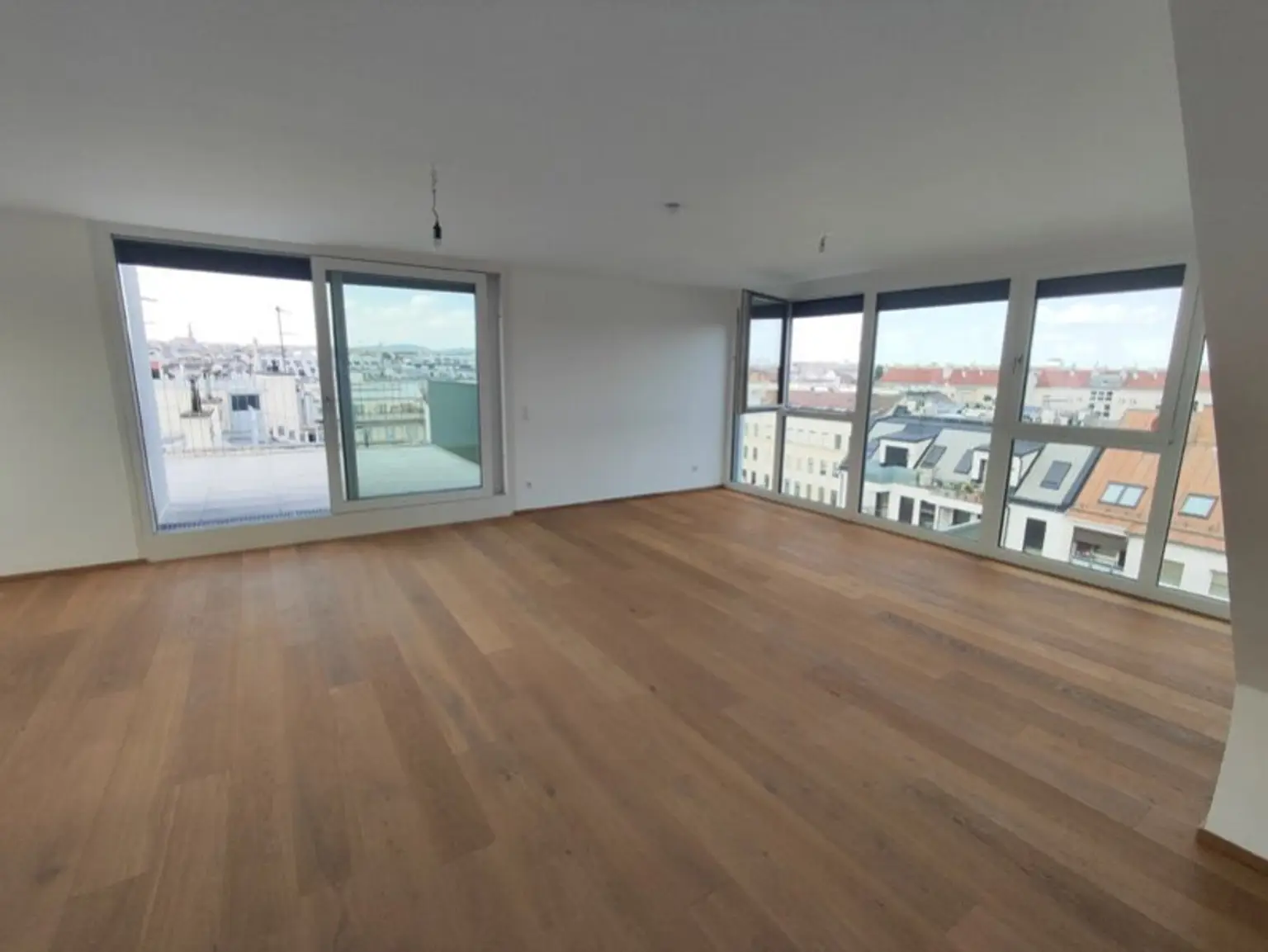 Modern wohnen in Meidling! DG-3-Zimmer-Erstbezug mit Terrasse - Top72