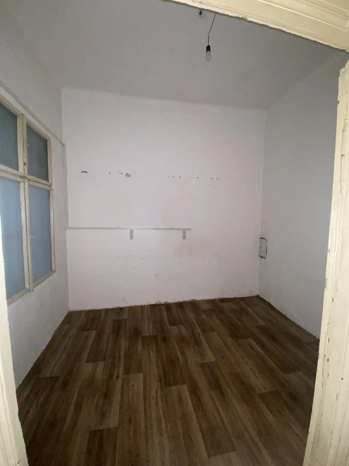 Renovierungsbedürftiges 2 Zimmer Altbauarpartment  in Toplage 1090 Wien !