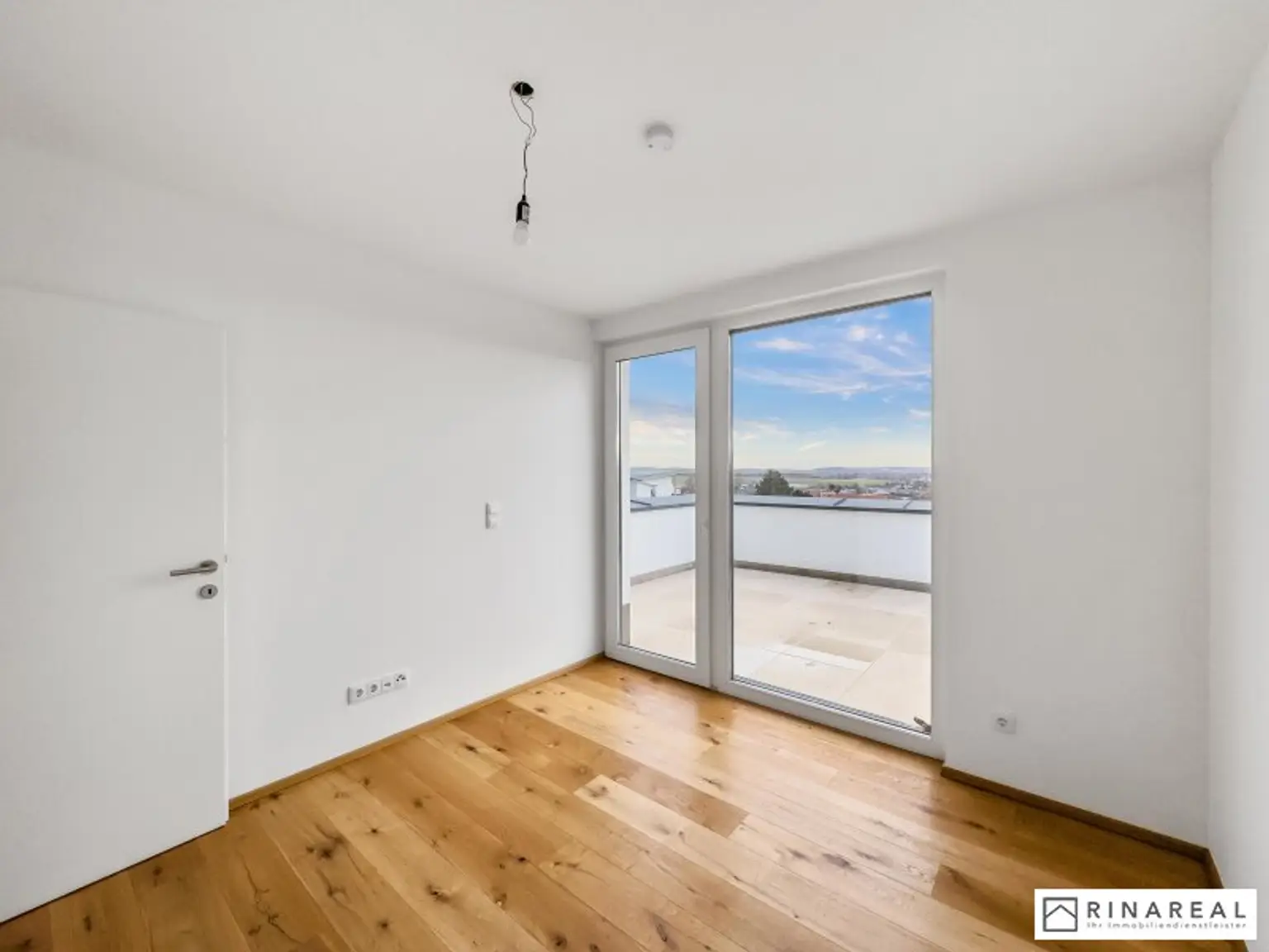 Wunderschöne, moderne & lichtdurchflutete Doppelhaushälfte zur Miete | 5 Zimmer - 140 m² | St. Georgen, Eisenstadt | AHORNGASSE
