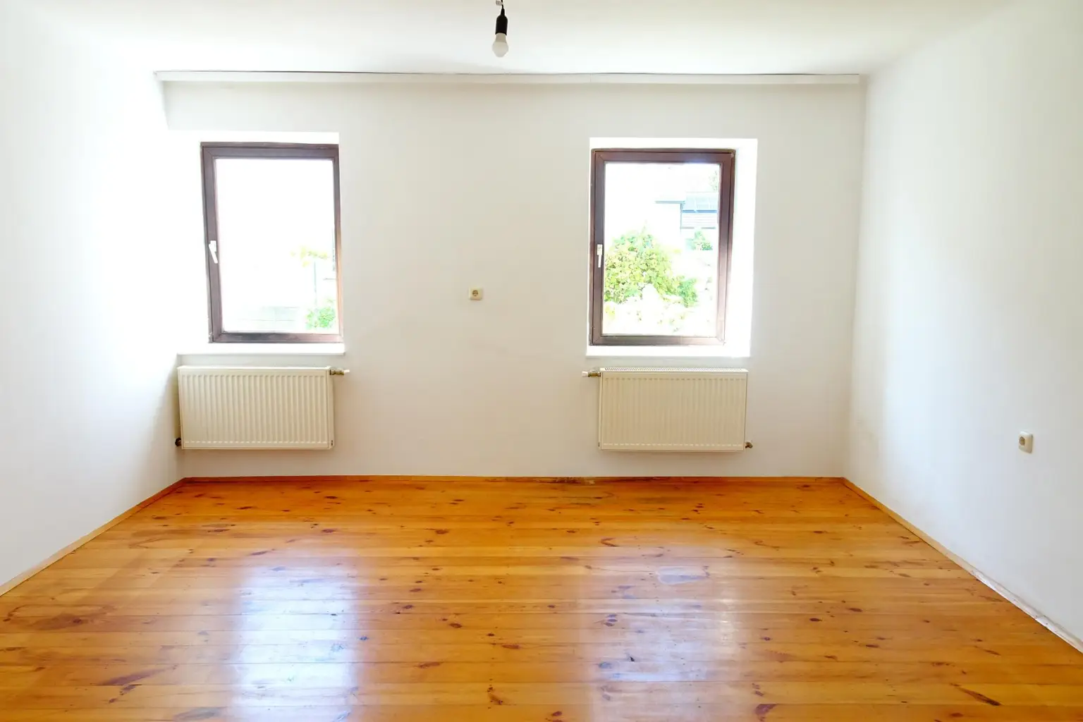 Wohn-/Schlafzimmer