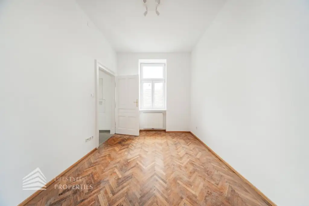 Helle 2-Zimmer-Stilaltbauwohnung, Nähe Augarten!