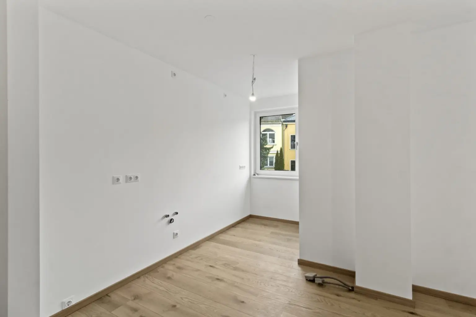 I | ++ NEU ++ EXKLUSIVE VIER Zimmer mit BALKON - Beste Lage! | Prima Service Immobilien