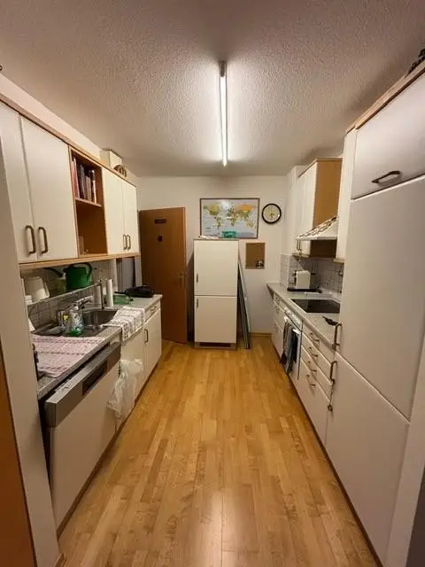 Charmante Wohnung mit guter Anbindung   und günstigen Betriebskosten  und Klimaanlage