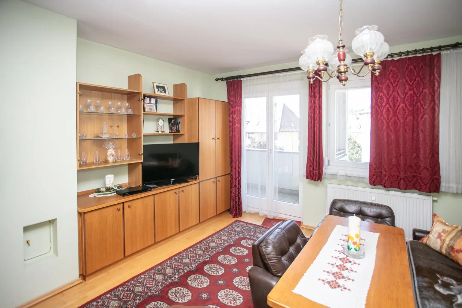 Helle 3-Zimmer-Wohnung mit Balkon in zentraler Lage