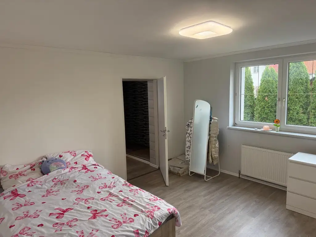 Ein/ Mehrfamilienhaus, Business, Co- Housing zwei Wohneinheiten