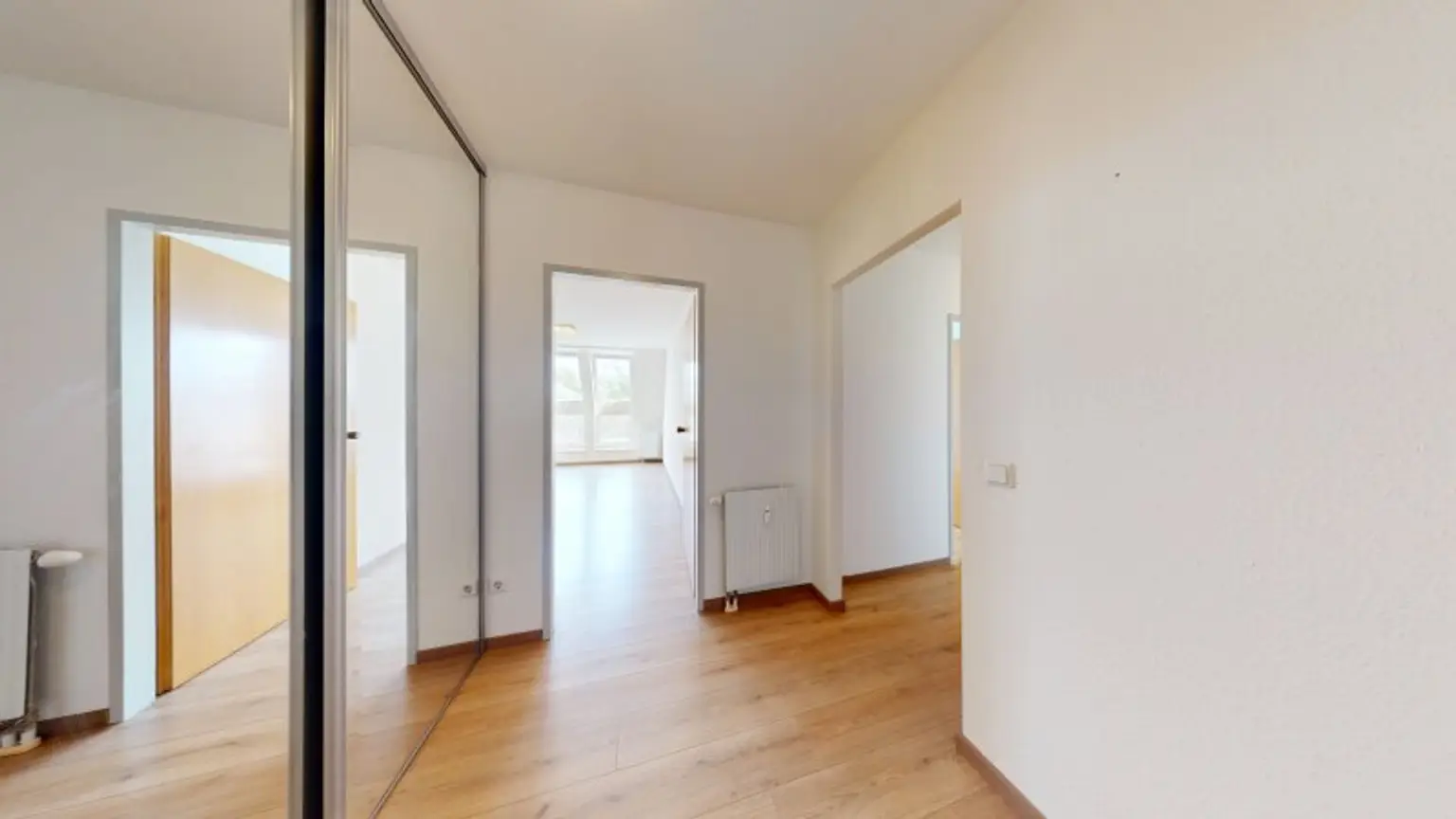 Terrasse mit Fernblick | zentral begehbar | Garage | Top-Anbindung