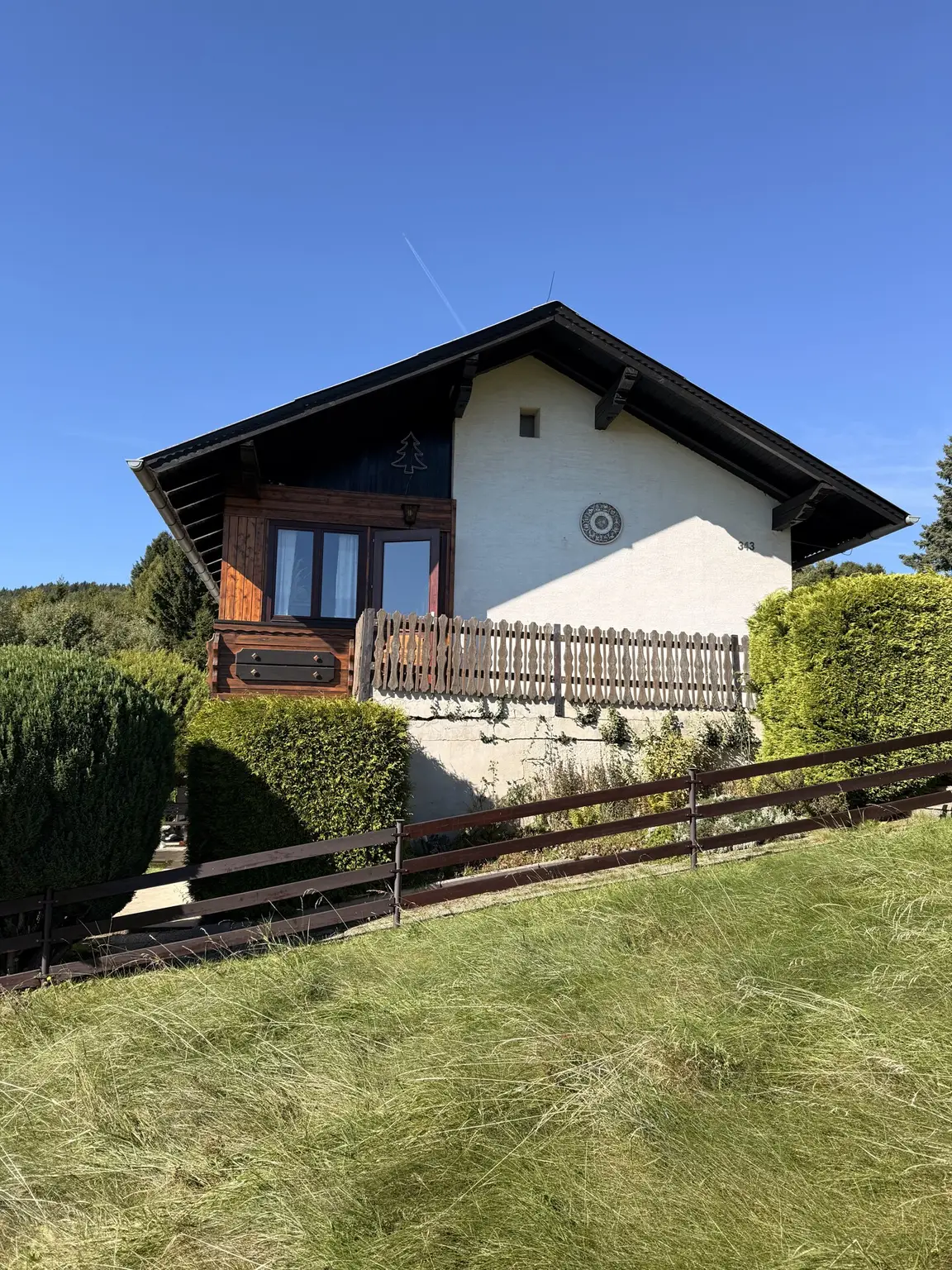 „Ihr Rückzugsort in den Bergen – Einfamilienhaus mit Ausblick“