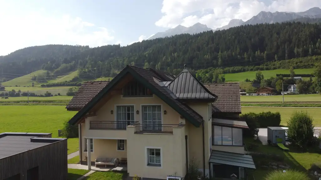 Einziehen und Wohlfühlen in Alleinlage zwischen Schladming und Haus im Ennstal!