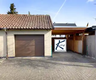 Garage und Carport