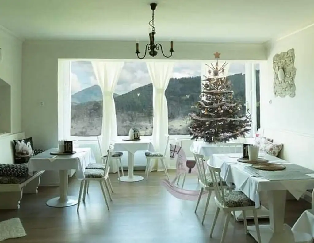 Pension / Urlaubsgebiet bei Schladming / Sanierungsbedürftig