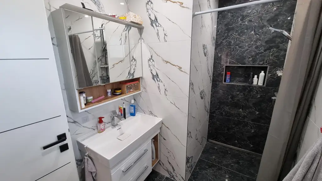 Mehrfamilienhaus in Völlerndorf– Wohnen und Leben auf großzügigem Raum