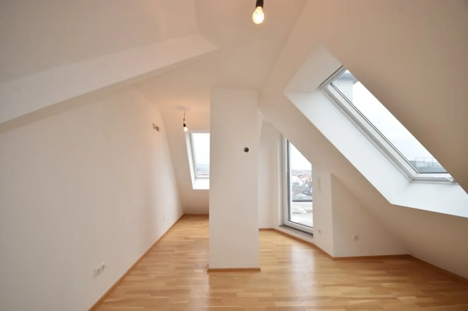 Ansicht - Wohnen über den Dächern von Wien – Helle Maisonette mit großer Dachterrasse Kauf 17. Bezirk Wien