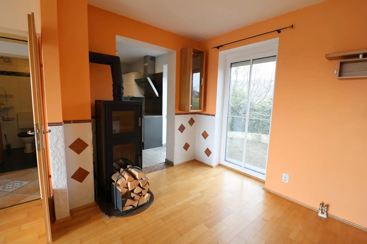 Holzofen Wohnraum OG