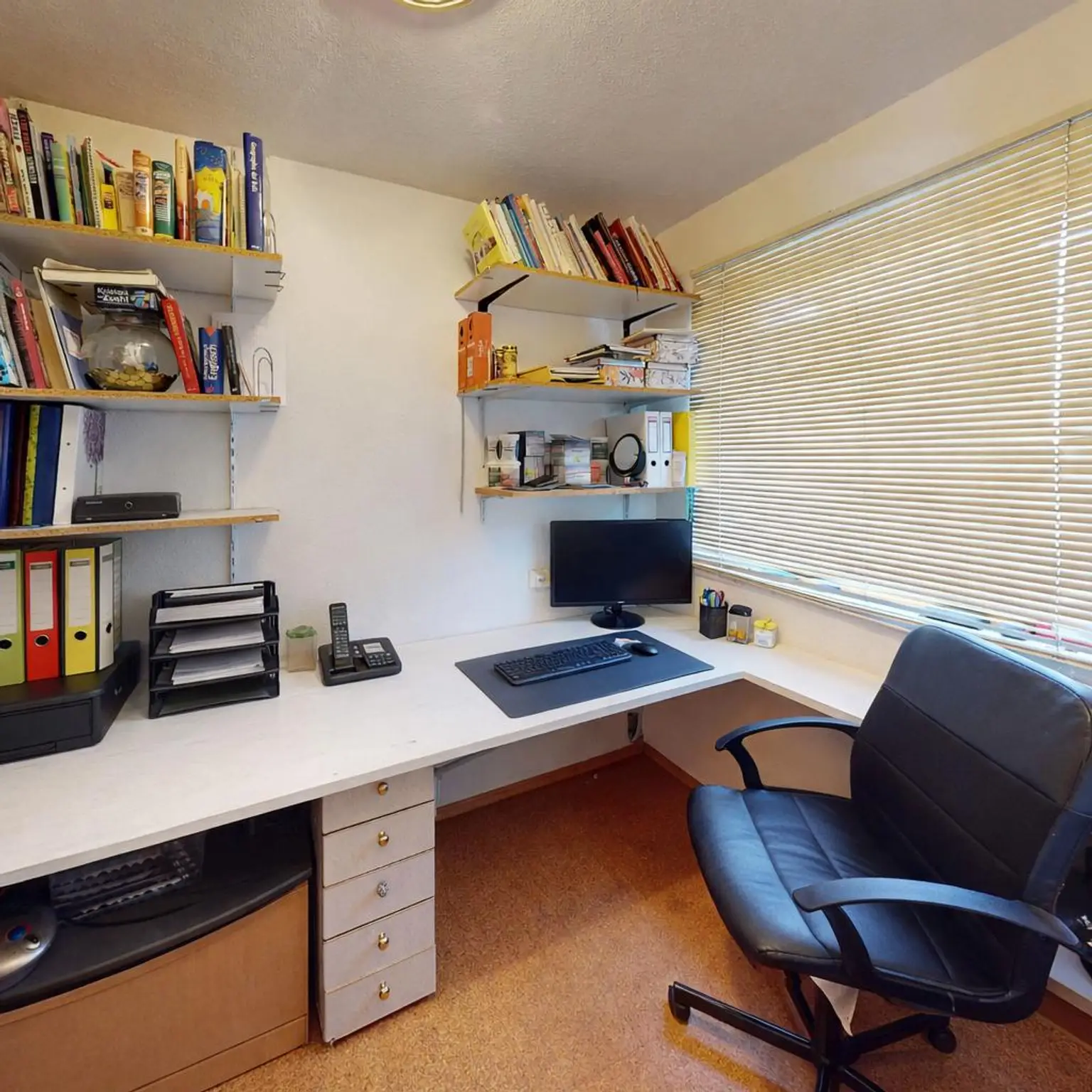 Prutz - Haus - Arbeitszimmer