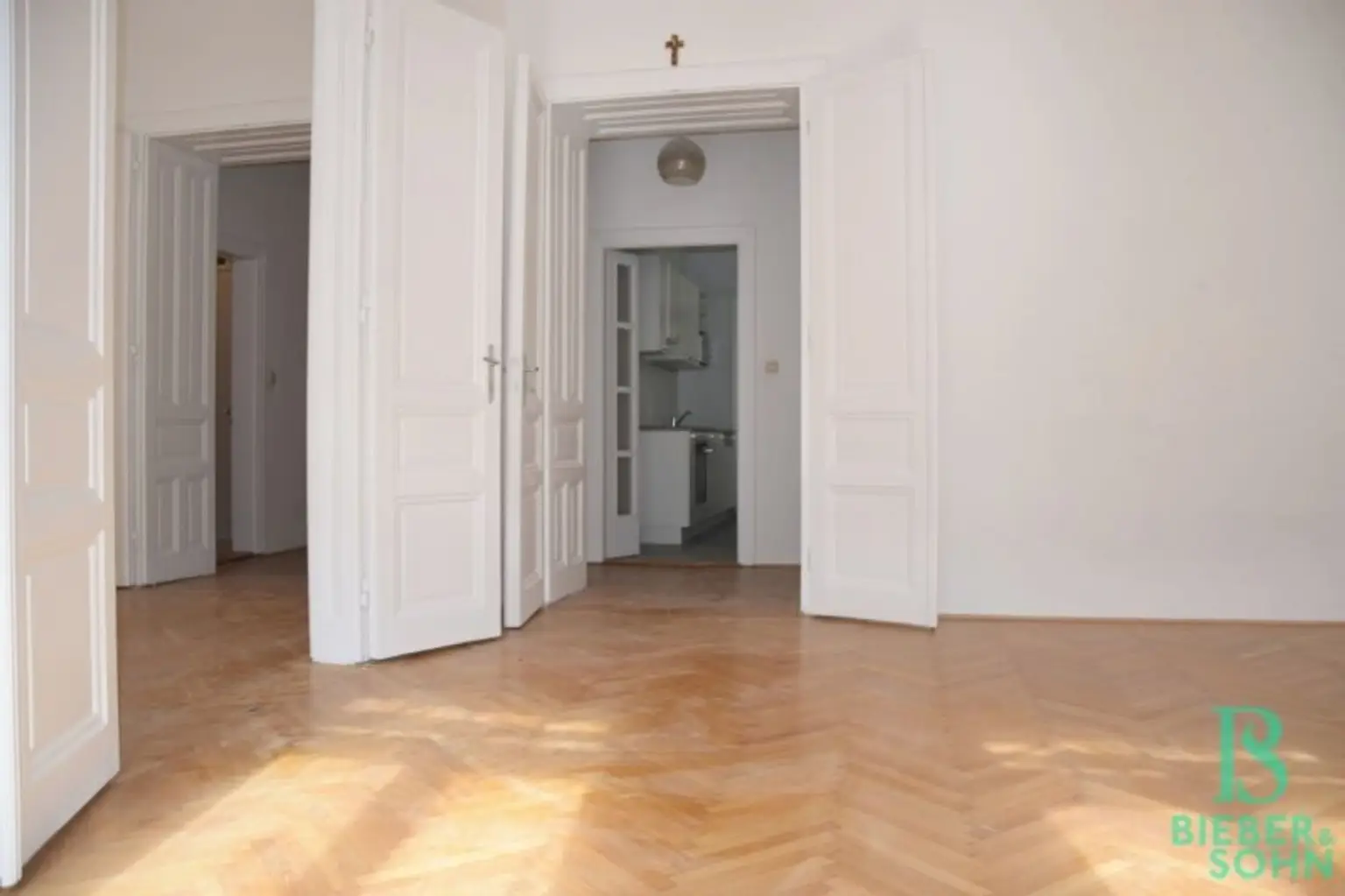 Zimmer 1/Blick Küche