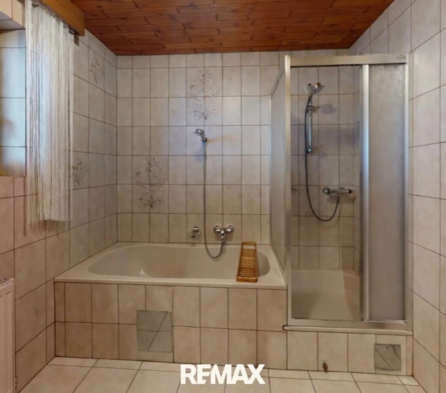 Wohnung - Badezimmer