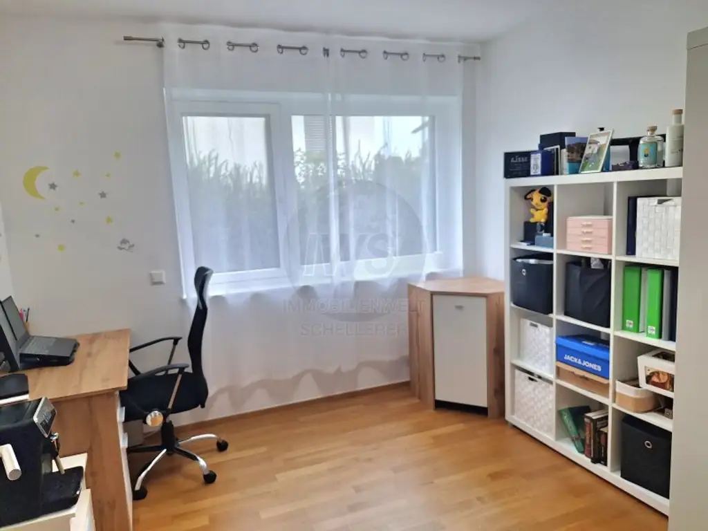 Moderne Gartenwohnung mit überdachter Terrasse & Garage in Andorf