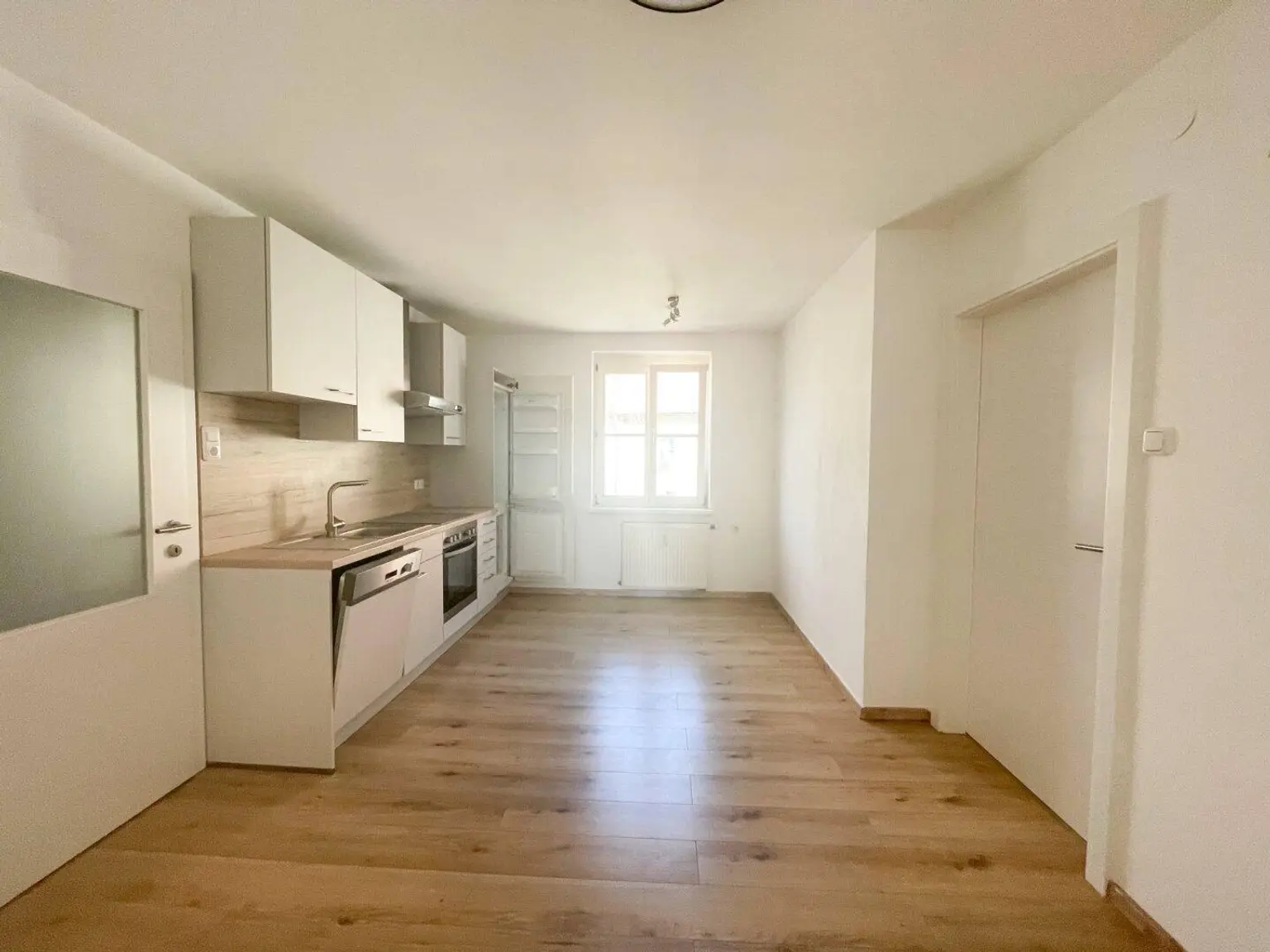 Ruhig, grün, vermietet – Anlegerwohnung in Top-Zustand