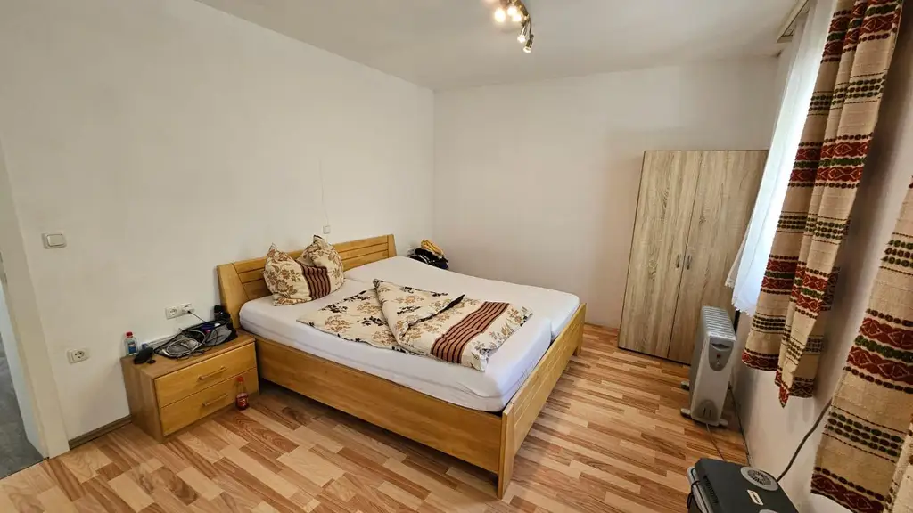 Innviertel-Highlight! Schöner neuwertiger Bungalow mit gr. Garage und schönem Garten in Eggerding nahe Andorf und Schärding zu verkaufen!