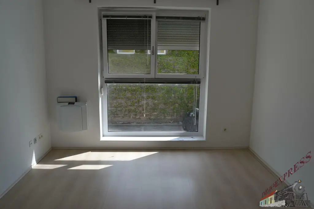 TOP 3 Zimmerwohnung mit 58m2 direkt beim Badebiotop in Fischamend