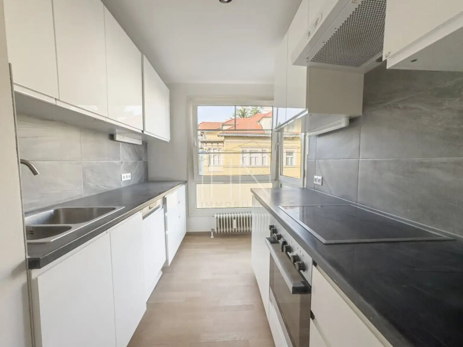 Nähe Schönbrunn! Helle 3-Zimmer-Wohnung bei Hietzinger Hauptstraße