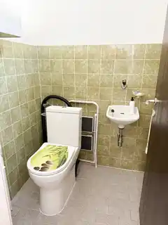 08