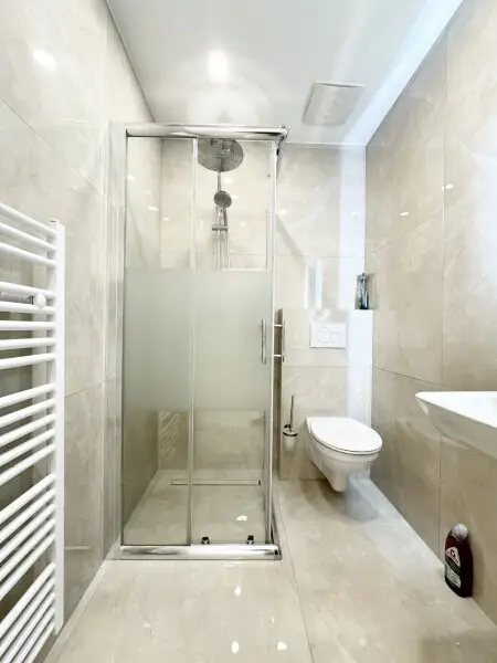 Exklusives Wohnerlebnis in Wien – Großzügige Eigentumswohnung mit Balkon