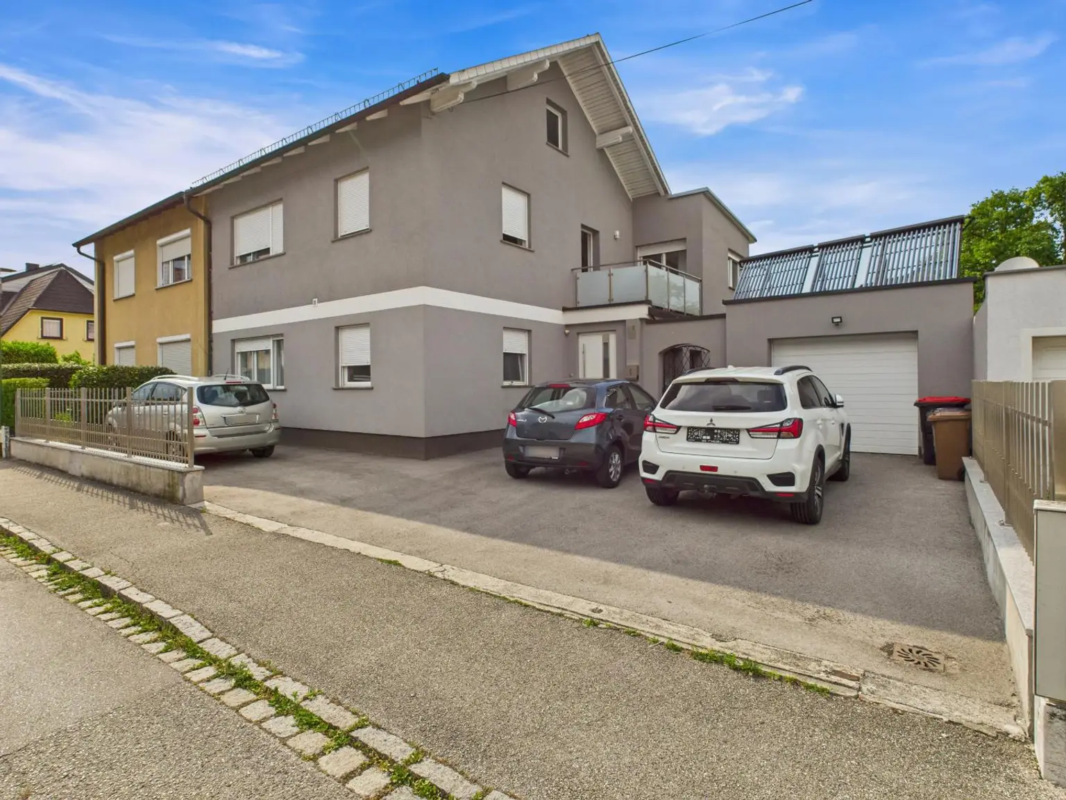 Modernisierte Doppelhaushälfte mit Traumgarten – in Toplage der Welser Vogelweide
