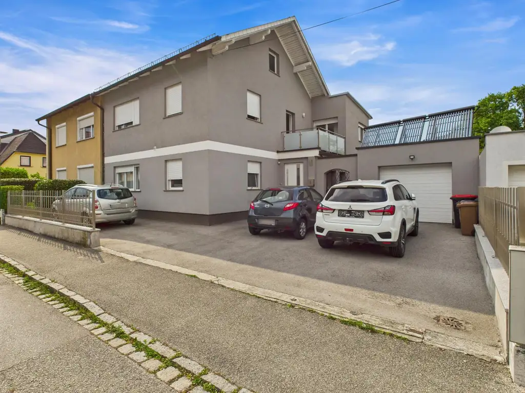 Modernisierte Doppelhaushälfte mit Traumgarten – in Toplage der Welser Vogelweide