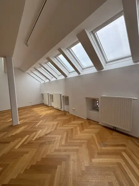 Traumhafte 191 m² Top-Wohnung in Graz mit Terrasse – Ihr neues Zuhause wartet!