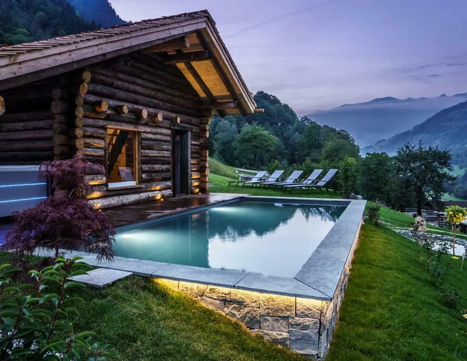 Montafon - Luxuschalet umgeben von einer traumhaften Bergkulisse | Montafon - luxury chalet surrounded by a dreamlike mountain scenery