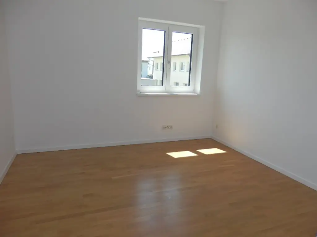 Topmodernes ZWEITBEZUGHAUS, 5 Zimmer, Garten, Stellplatz !!