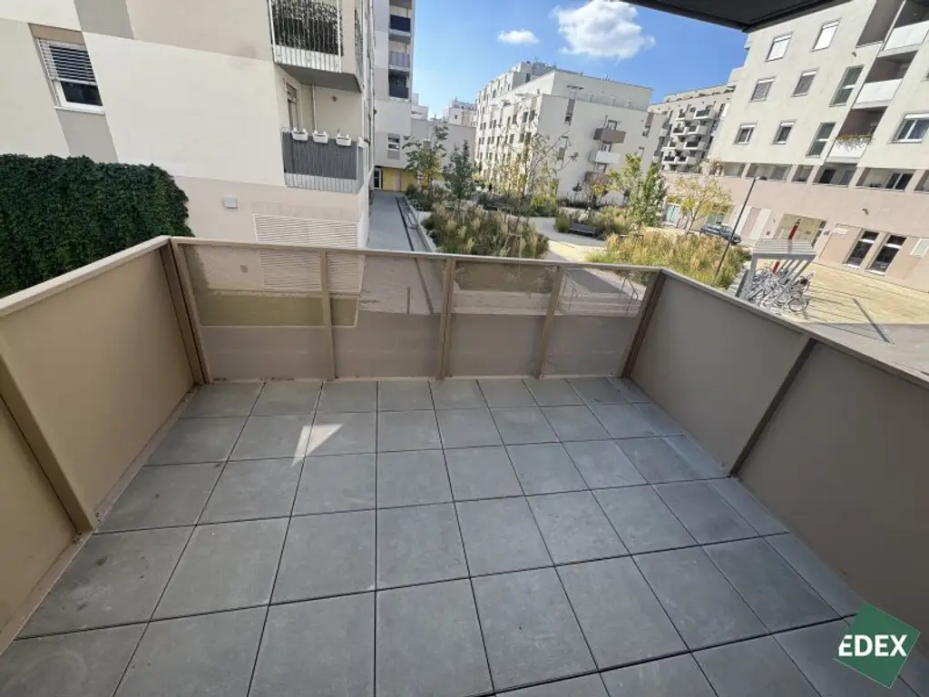 Perfekt für Singles oder Paare: Attraktive 2-Zimmer-Wohnung mit Balkon nahe U1 Rennbahnweg