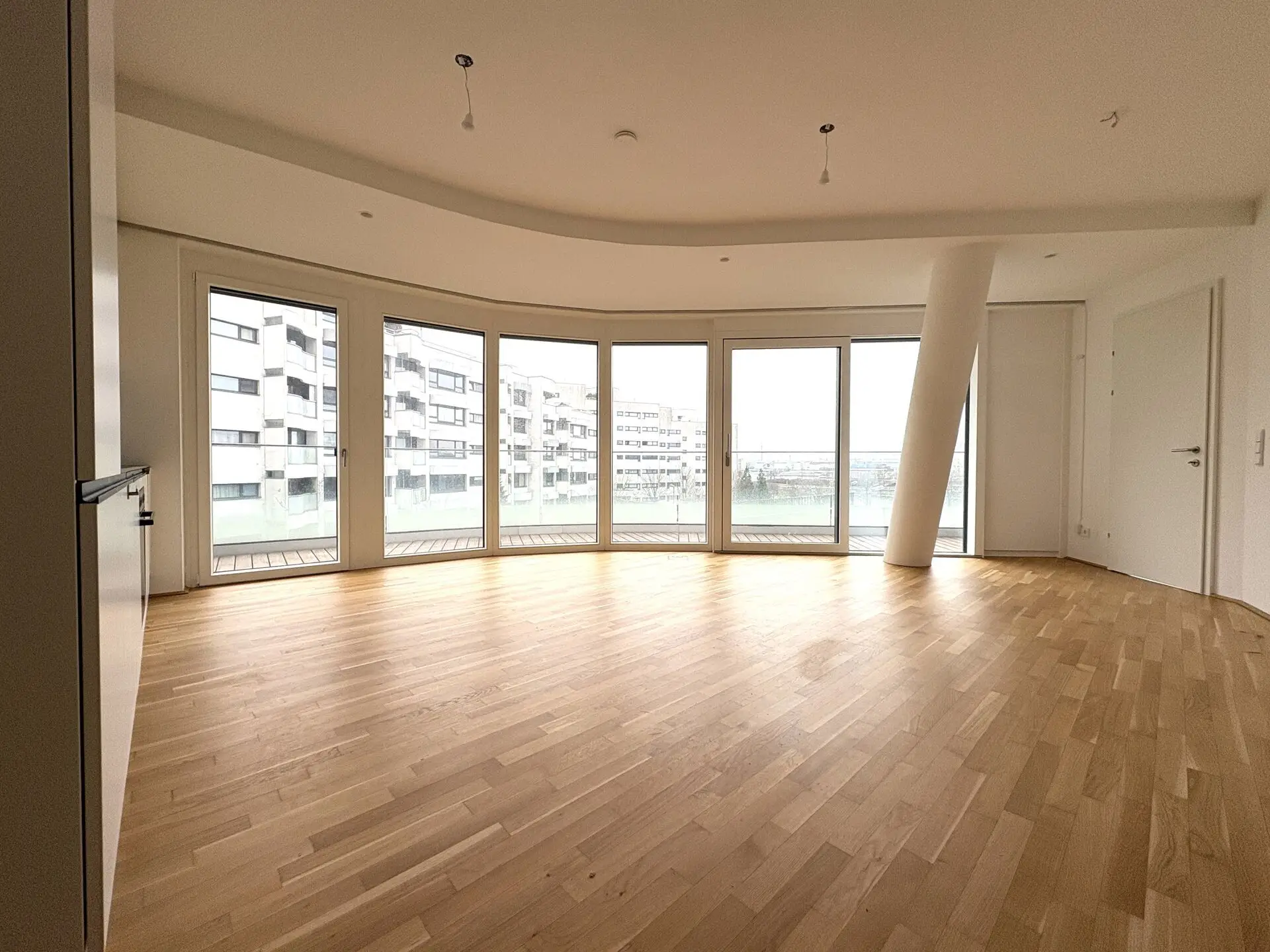 20251222_090252803_iOS