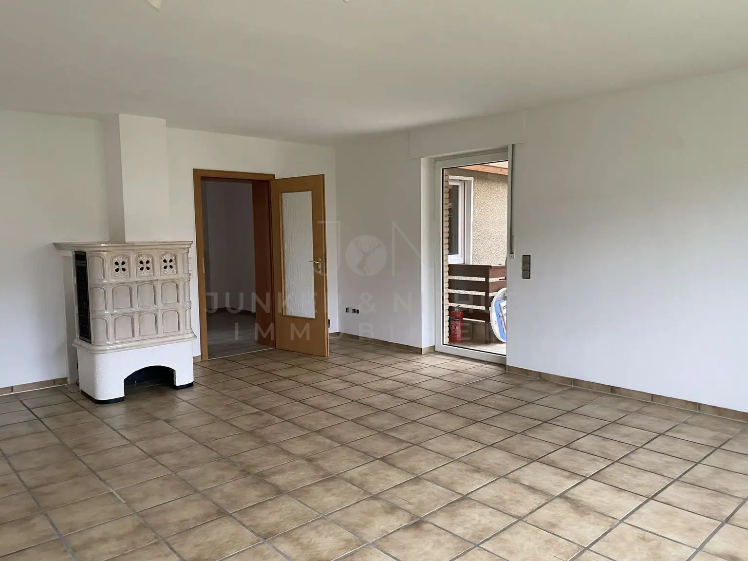 Wohnzimmer mit Kachelofen