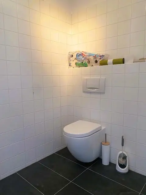 Grüne Oase in Kliniknähe – Erdgeschosswohnung wie neu, mit Carport & Garten!
