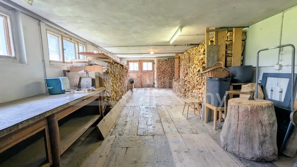 Traumhaftes Haus in Hittisau: 250 m² Wfl., Garten, Balkon & Garage für € 650.000,- !