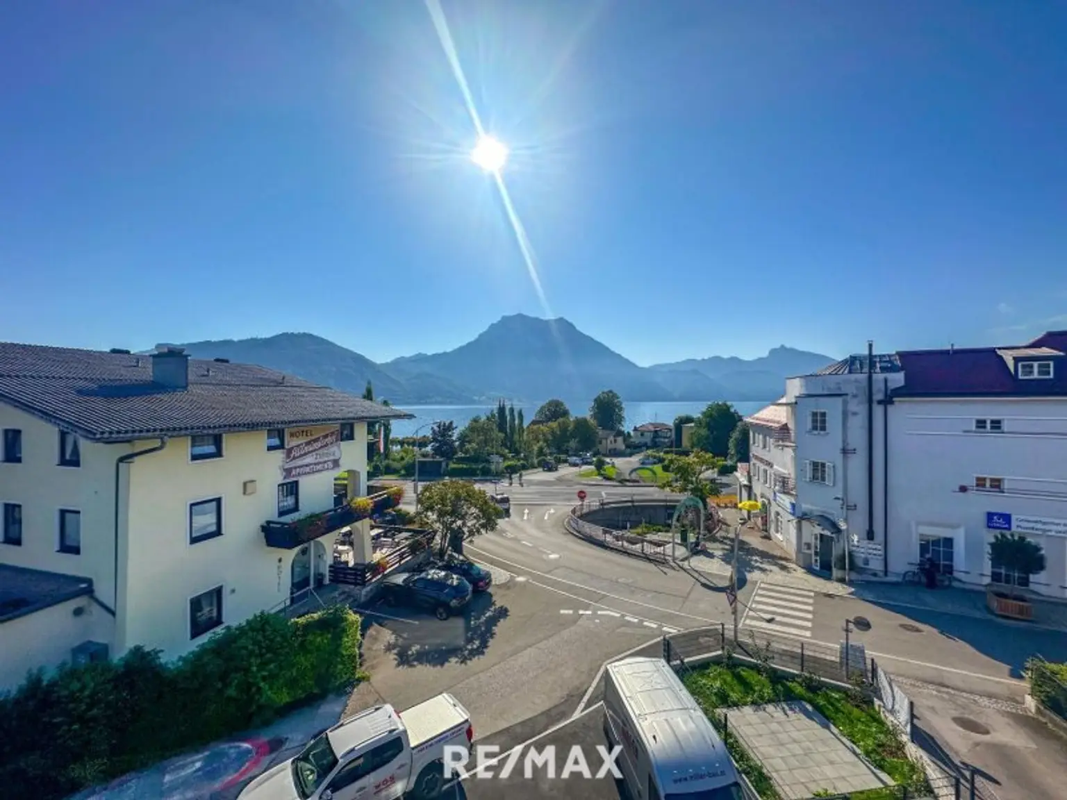 Traunsee und umliegende Bergwelt