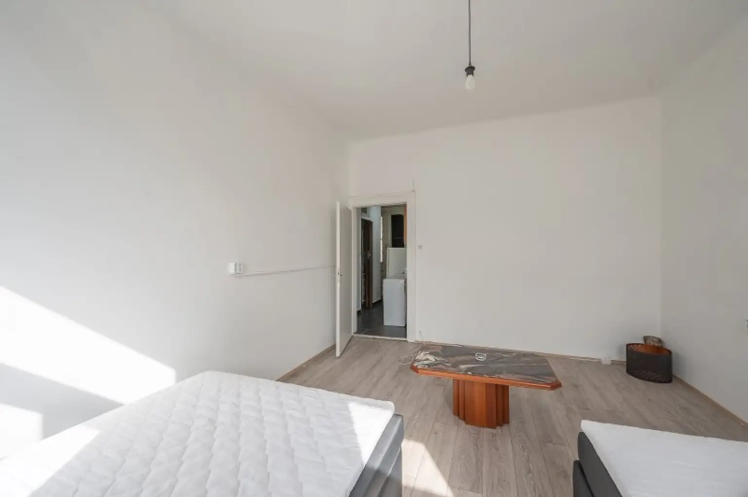 ++NEU++ sanierungsbedürftige 1-Zimmer Altbauwohnung in 1120!