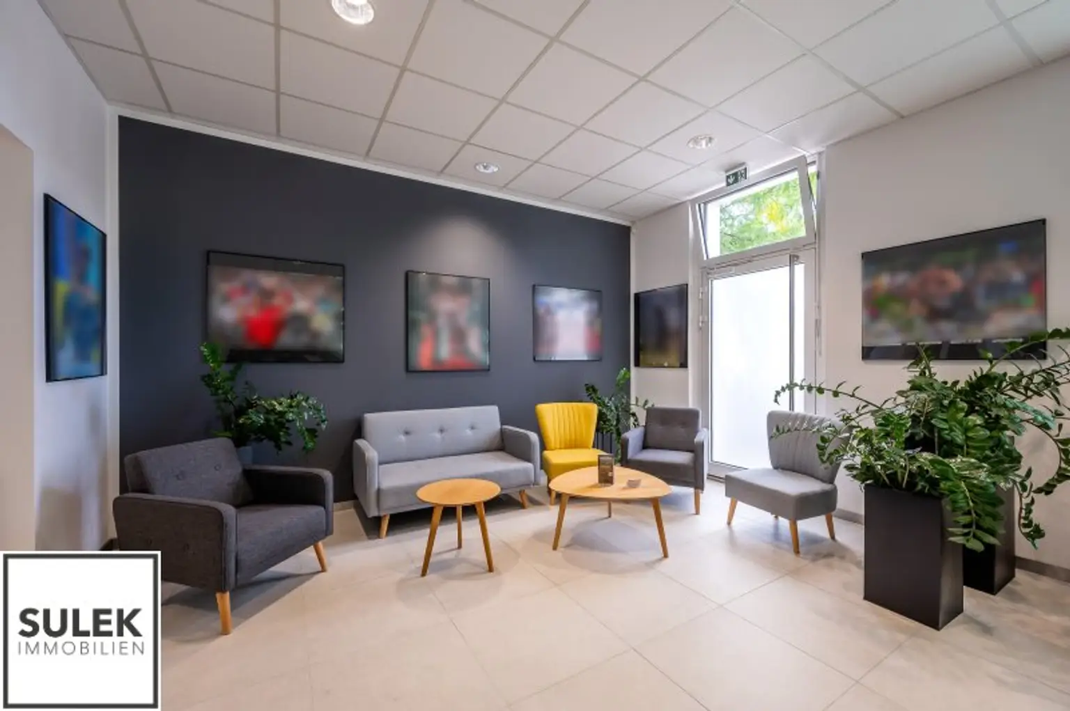 Ihr neuer Unternehmenssitz: Modernes Büro/ Praxisgebäude in Mödling mit Top-Anbindung