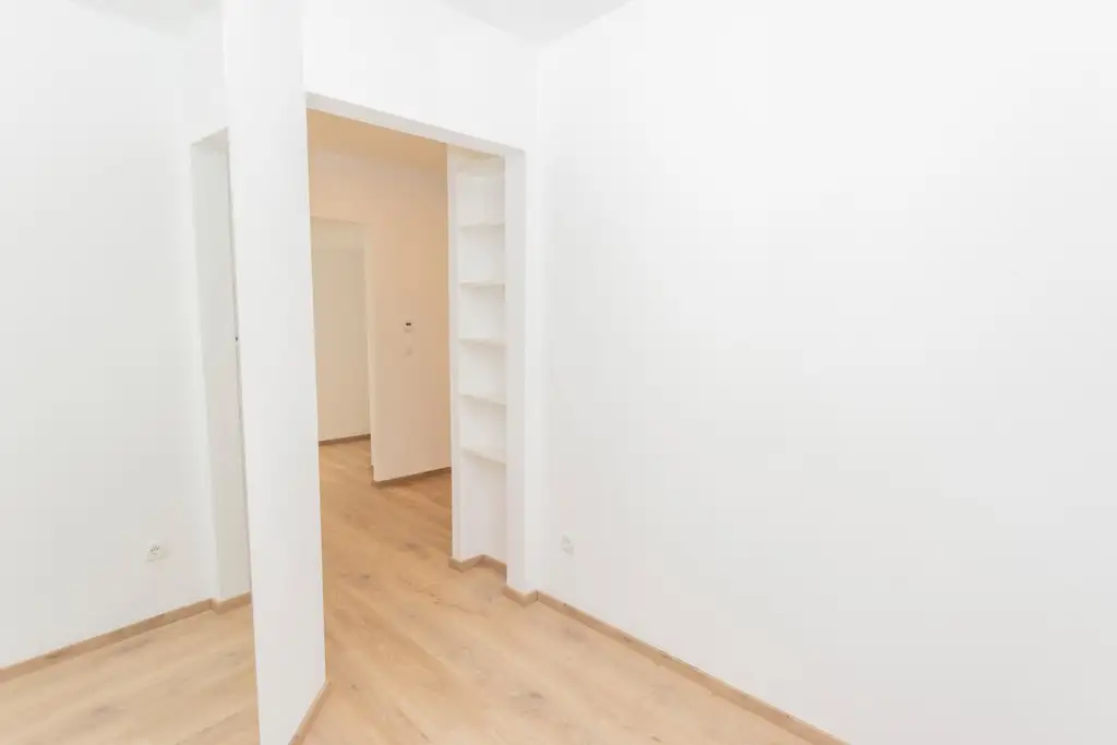 Exklusive Dachgeschoss-Maisonette mit 360° Wienblick und drei Terrassen - 1100 Wien