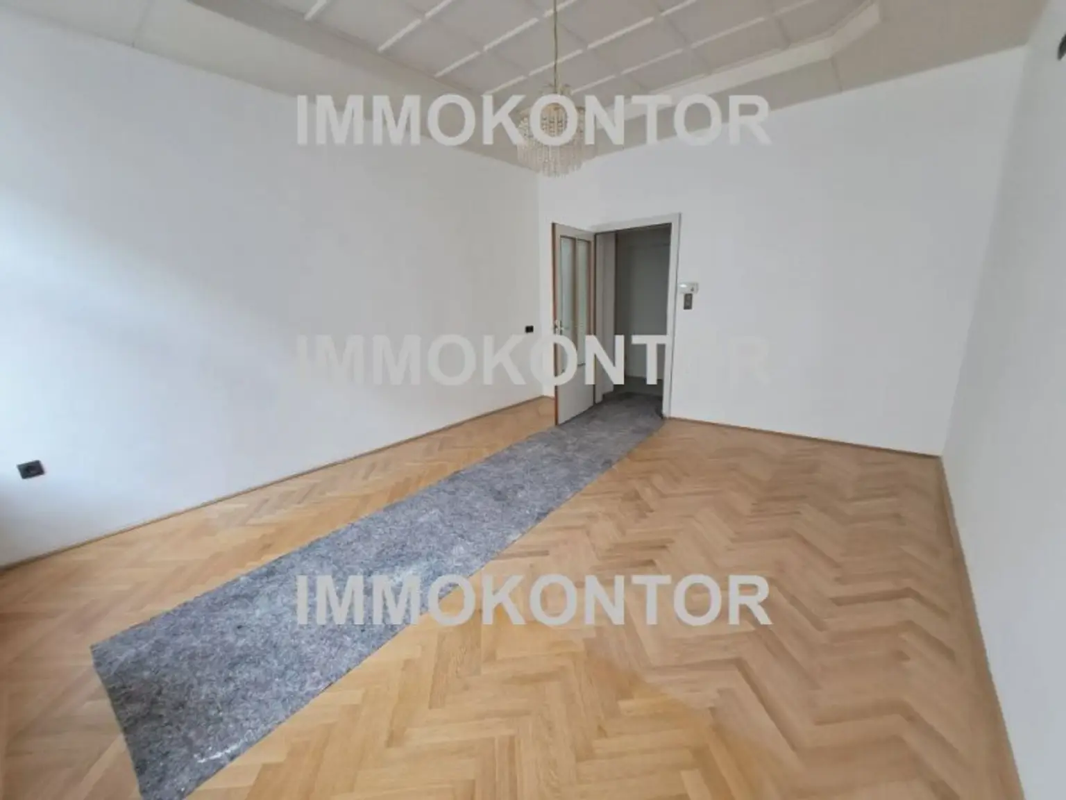 GROSSE ZIMMER