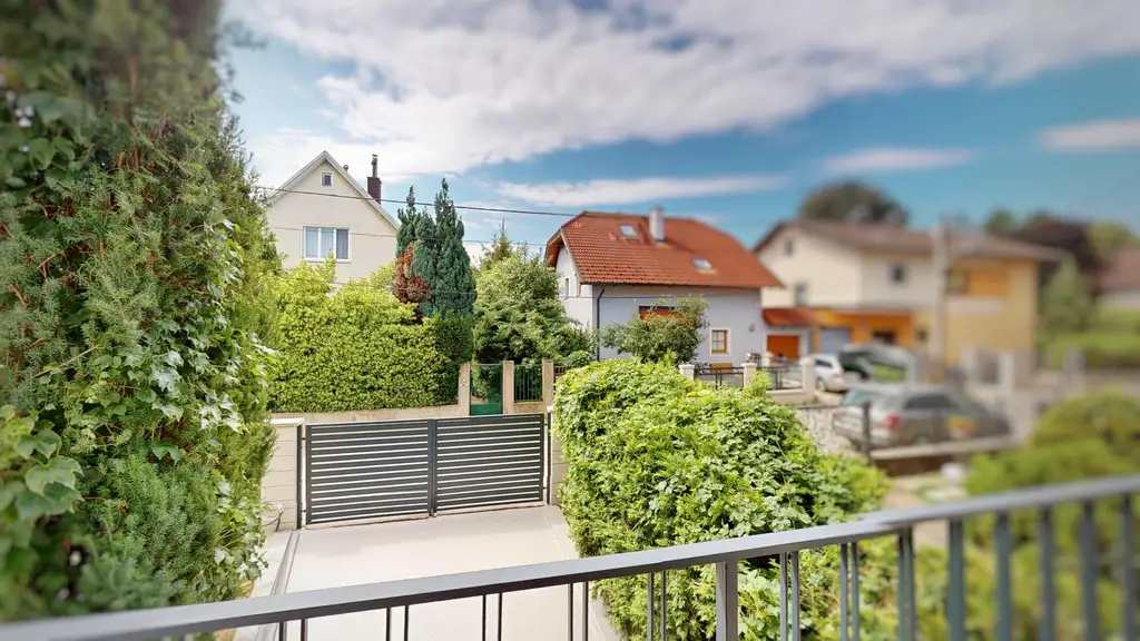 ETWAS GANZ BESONDERES Neuwertige Villa in Grün und Ruhelage nähe Alte Donau mit gepflegtem Garten in privilegierter Lage Wien 1210