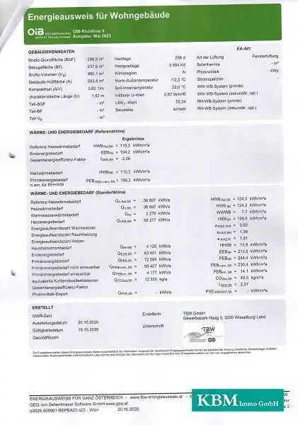 Endlich Zuhause: Wo Platz auf Lebensqualität trifft! - Haus mit 10 Zimmern, Garage und 5 Bädern