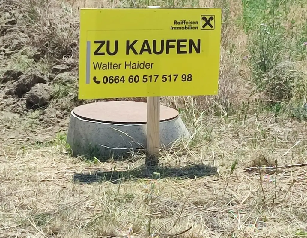 4 kleine Grundstücke am Stadtrand !